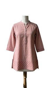 เสื้อครอปผู้หญิงมาแรง ดีไซน์ทันสมัย ผ้าฝ้ายปักลายอย่างดี สไตล์อินเดียดั้งเดิม ใส่สบายๆ ทำงานได้ ใส่ได้ทุกวัน ใส่ไปงานปาร์ตี้ได้ ซึมซับเหงื่อได้ดี - Product Image 3