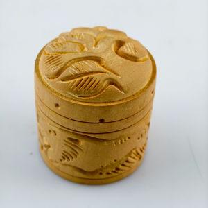 Premium Handcrafted <b>Small</b> Round <b>Wooden</b> <b>Box</b> with Detailed Floral Carvings in Elegant Antique Style for Decoration Storage - Product Image 1
