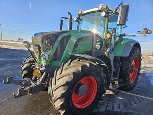 Tractor de Ruedas Fendt 828 Vario Usado, Motor de 230HP, 4WD, para Uso Agrícola, en Venta - Product Image 5