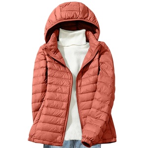 Nouveau design de vestes en duvet pour femmes à manches longues Manteaux d'hiver en duvet longs et impression de logo personnalisé pour les femmes Veste bouffante - Product Image 4