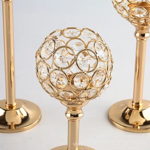 Beau bougeoir en laiton et cristal Dîner romantique aux chandelles élégant, mariage, décoration d'intérieur - Product Image 3