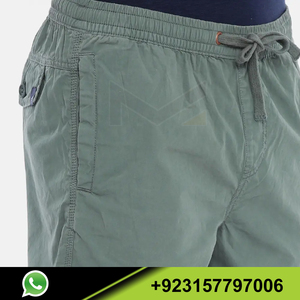 กางเกงขาสั้นชายสีพื้น แห้งเร็ว มีเชือกผูกเอว สไตล์ลำลอง มีกระเป๋า - Product Image 5