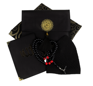Set de Regalo de Oración Yaseen Negro, Incluye Alfombra de Oración, Tasbih, Gorro Kufi y Libro de Yaseen en Bolsa Shantung, Regalo Perfecto para el Día del Padre y para Novios - Product Image 2