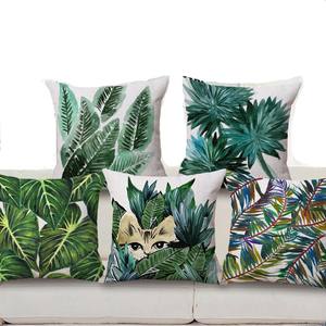 หมอนและปลอกหมอนดีไซน์ที่แตกต่างพิมพ์ลายดอกไม้ธรรมดาและหมอนอิงสำหรับตกแต่งโดย harshit International - Product Image 1