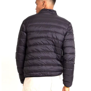 Veste matelassée en toile chaude d'hiver pour hommes et femmes, OEM personnalisé, rembourrage en coton, fermeture éclair sur le devant, logo, style à capuche - Product Image 4