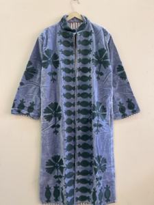 Veste kimono longue style vintage à fleurs Suzani pour femmes, manteau brodé - Product Image 2