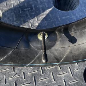 Chambre à air en caoutchouc butyle de haute qualité KUMA 6.50-16 7.00-16 avec valve TR75A pour camionnettes et pick-up fabriquée au Vietnam - Product Image 2