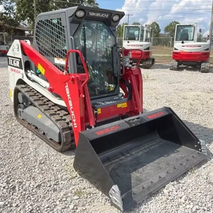 Minicargadora TAKEUCHI TL6R con motor central y componentes de bomba - Product Image 5