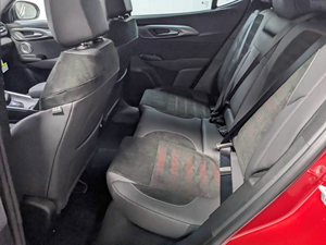 Gran Oferta 2024 Dodge Hornet R/T Plus con Volante a la Derecha - Product Image 6