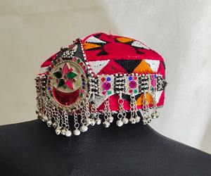 Pasador de Pelo Tradicional Afgano Pashtun Unisex, Tela Bordada con Flores, Hecho a Mano, Estilo Étnico Vintage - Product Image 5