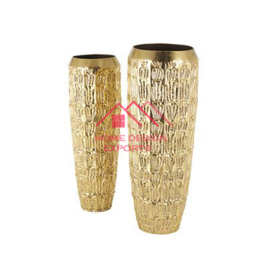 2025 Florero de metal de diseño atractivo con acabado antiguo hecho a mano a bajo precio - Product Image 2
