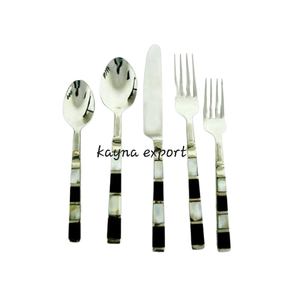 Derniers couverts en métal argenté Lot de 5 pour la salle à manger à un prix abordable Nouvelle arrivée Couverts en acier Lot de 5 pour la cuisine - Product Image 2