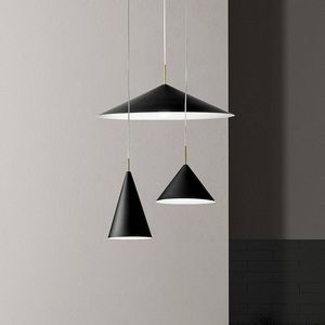 Lampe suspendue en métal industriel avec une construction robuste pour les restaurants, les cafés et l'éclairage de plafond commercial - Product Image 3