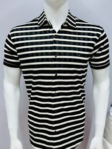 เสื้อยืดผู้ชายทรงสลิมฟิตผ้าคอตตอนเนื้อนุ่มระบายอากาศได้ดีและทนทานในปริมาณที่มากจากอินเดีย - Product Image 4