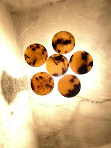 Qualité supérieure 100% naturel buffle/corne de vache bouton blancs couleur 09 pour l'industrie des boutons directement de l'artisanat mondial Impex - Product Image 2