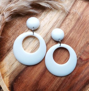 Pendientes de Resina Bordados a Mano, Joyería de Moda de Acero Inoxidable para Mujeres y Niñas, Estilo Clásico para Bodas, Alta Calidad - Product Image 2