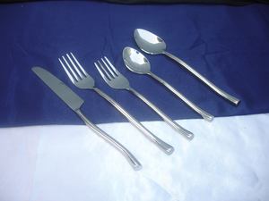 Ensemble de couverts vintage moderne de luxe, cuillère et fourchette indiennes fantaisie, pour la maison et la cuisine, utilisation pour les mariages et les fêtes - Product Image 4