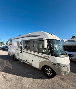 Autocaravana de Lujo Personalizada Sprinter 3500, Caravana Moderna 4x4 Plegable para 4 Personas - Product Image 5