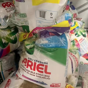 Detergente Ariel para Quitar Manchas, Suministro al por Mayor en Caja - Product Image 1