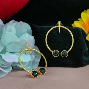 Pendientes de gota de piedra moissanita con diseño de círculo versátil y ligero brillante moderno y elegante mezcla perfecta de moda simple - Product Image 2