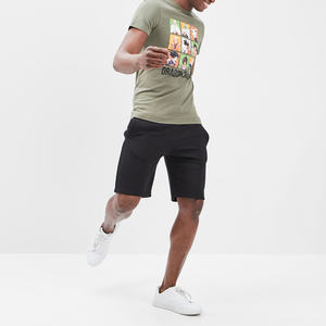 Shorts décontractés pour hommes contemporains en tricot de coton et polyester, coupe ajustée et effilée, légers, confortables, extensibles, séchage rapide - Product Image 2