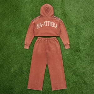 Conjunto de Sudadera con Capucha y Pantalones Deportivos para Mujer, Color Rojo Óxido, Lavado Ácido, Algodón y Felpa, Ropa Deportiva Urbana, Venta al Por Mayor OEM - Product Image 5