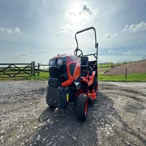 BX261 Tractor compacto Cortacésped Precio barato Equipo agrícola para uso en paisajismo - Product Image 3