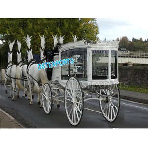 Carro funerario tradicional tirado por caballos, el último carro funerario tirado por caballos blancos, carruajes funerarios blancos antiguos - Product Image 1