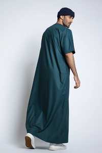 OEM 2025 Vêtements islamiques arabes de haute qualité Dubaï Thawb Jubba pour hommes à manches courtes Thobes ethniques Couleur unie Thobe musulman pour hommes - Product Image 4