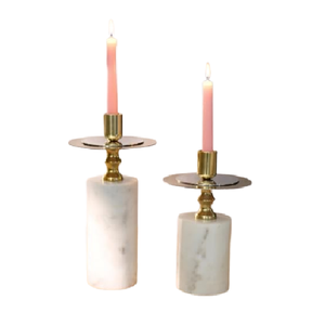 Ensemble de bougeoirs cylindriques en marbre brun avec surface polie lisse et aspect fini en pierre artisanale de qualité supérieure - Product Image 1