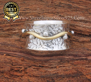 Garnet Oval Sterling Silver Honey Bee <b>Spinner</b> <b>Ring</b> <b>For</b> <b>Women</b>, Handmade Engraved Silver <b>Ring</b> Gifts <b>For</b> Birthd - Product Image 3