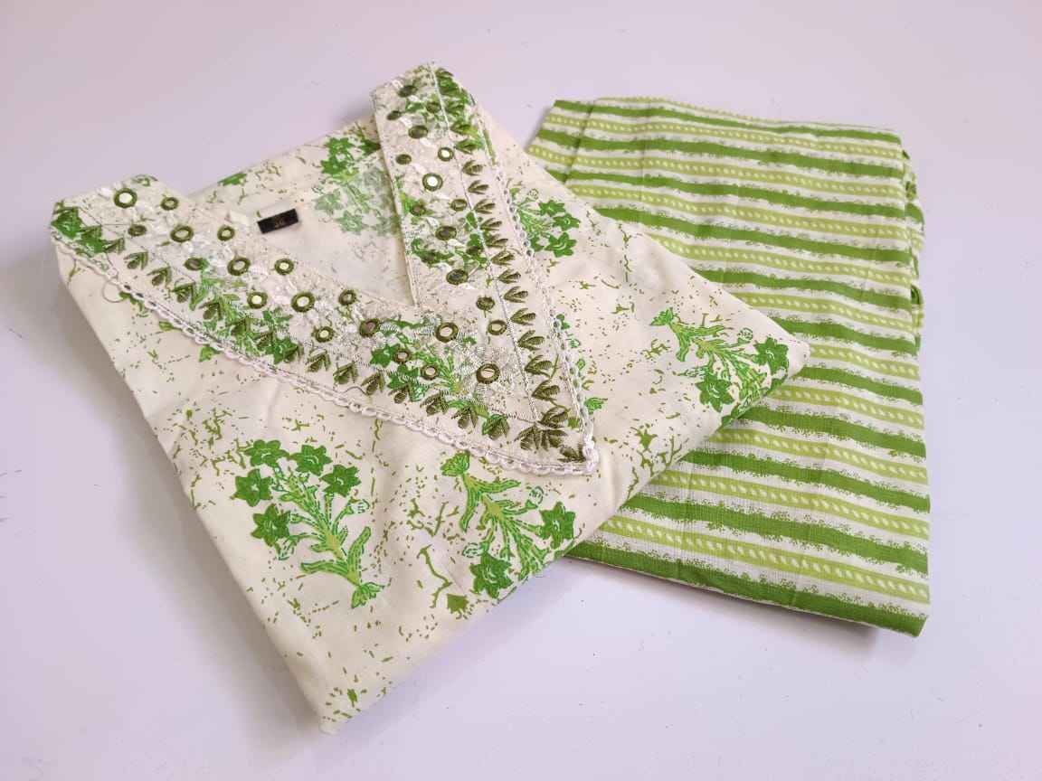 สีเขียว