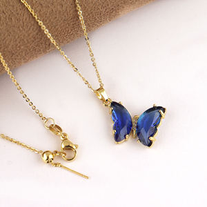 Collar con colgante de cuarzo iolita mariposa, oro de 18k, collar de moda, regalo de Navidad para ella, diseño de engaste de puntas, cadena fina - Product Image 3