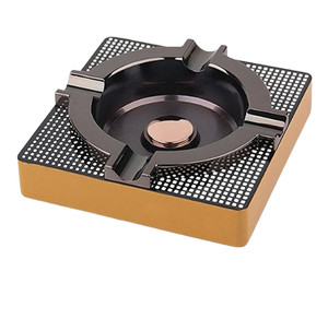 Cendrier personnalisé en métal arrondi de différentes tailles Cendrier à cigares en acier inoxydable avec couvercle Cendrier pour la maison - Product Image 2