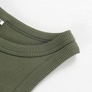 Wholesale Cropped Women's Solid T-shirt <b>Tank</b> <b>Top</b> Seamless Streetwear Stretch Rib Knit Sleeveless <b>tank</b> <b>top</b> made By <b>Dress</b> Sports - Product Image 4