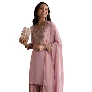 Traje rosa claro Chinon Cutdana Kurta Sharara con Dupatta para fiesta de boda india festiva Recepción Ocasión Desgaste - Product Image 4