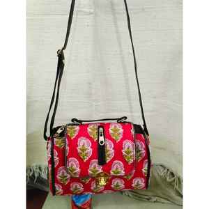 Bolso Bandolera de Algodón con Estampado Bohemio Vintage de Jaipur, Correa Única, Cierre de Cremallera, Flores Bordadas, Estilo Nacional, Portátil - Product Image 1