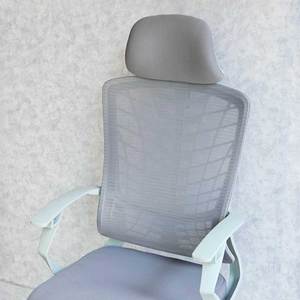 Silla de Oficina Ergonómica Giratoria GAK854, Diseño Minimalista, Altura Ajustable, Respaldo de Malla, Base de Plástico y Reposacabezas - Product Image 6