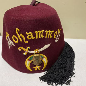 Sombrero Fez Masónico Shriner Borgoña de Lana Vintage, Sombrero Masónico de Alta Calidad, Personalizado, Mejor Venta, Sombrero Fez en Oferta - Product Image 1