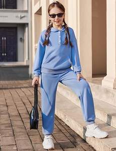 Ensemble de jogging léger et respirant, sweat-shirt et pantalon unis, tissu doux pour le corps, confort tout au long de la journée, couleurs et motifs personnalisés - Product Image 6