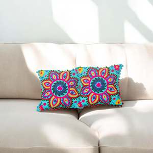 Fundas de Cojín Bordadas con Flores Multicolores Hechas a Mano, 16x16, Decorativas, Lavables, para Sofá o Cama - Product Image 1