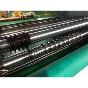 Maquinaria de procesamiento de papel de rebobinado de corte longitudinal Jumbo computarizado de alta velocidad con motor de bomba PLC Schneider/Siemens, 1 unidad - Product Image 4