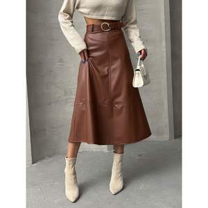 Faldas de Cuero Color Bronceado con Cinturón para Mujer, Producto al por Mayor de Topshow - Product Image 3