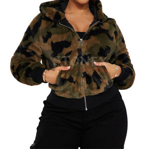 Vente en gros Veste en fausse fourrure personnalisée style élégant pour femmes Manteau de qualité supérieure pour dames Vêtements d'extérieur d'hiver en tissu - Product Image 1