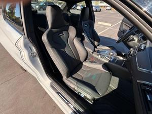 Auto Usado Premium 2020 B-MW M2 Competition, Aproximadamente 5,500 Millas, Motor de 6 Cilindros con Doble Turbo - Product Image 5