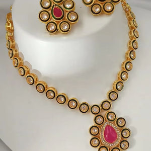 INDIAN TRADITIONAL <b>and</b> FASHIONABLE COPPER JEWELLERY BRIDAL WEDDING JEWELLERY <b>SET</b> for WOMEN <b>EARRINGS</b> <b>and</b> <b>NECKLACE</b> <b>SET</b> - Product Image 1