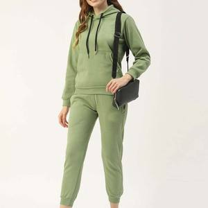 Vente en gros 2024 survêtement de sport pour femmes sur mesure meilleure qualité sur la taille survêtement polaire Jogging costume chemise de sport pour femmes - Product Image 1