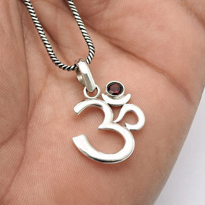 อัญมณีโกเมนสีแดงธรรมชาติสีเงินสเตอร์ลิง925จี้สวยจี้ศาสนาอินเดียจี้ทำด้วยมือเครื่องประดับจำนวนมาก - Product Image 2