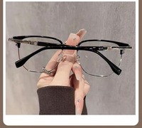 Gafas Minimalistas Redondas de Metal con Marco Delgado y Diseño Anti Luz Azul