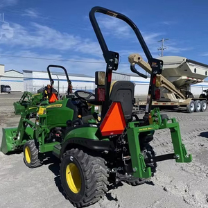 Tractor Agrícola JOHN DEERRE 1025R 2016 con Motor de 22HP, Caja de Cambios y Bomba - Product Image 1